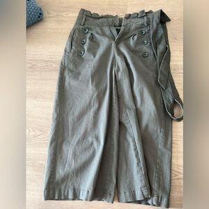 Blueish green high/mid waist capri